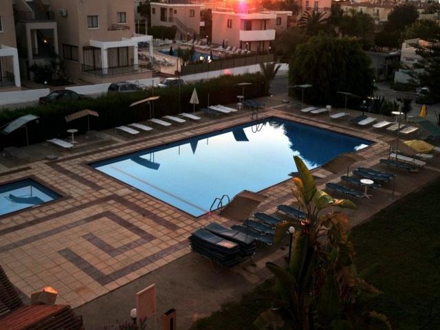 Debbiexenia Hotel Apartments Paralimni Exterior photo