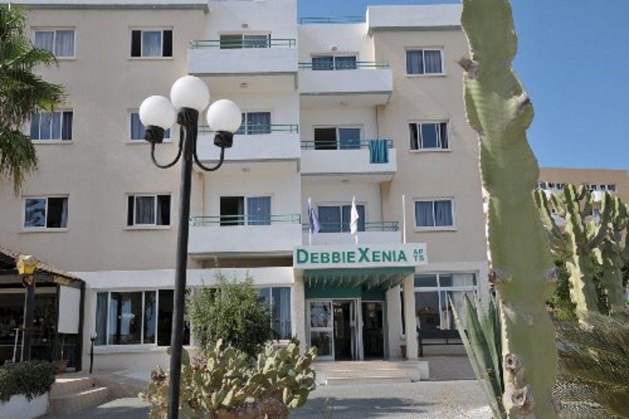 Debbiexenia Hotel Apartments Paralimni Exterior photo